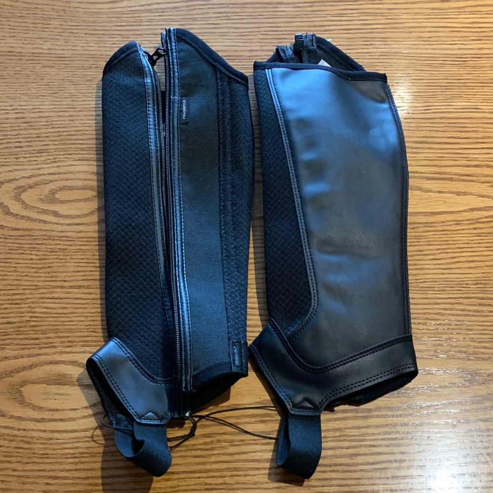 Youth riding chaps new size 12 years